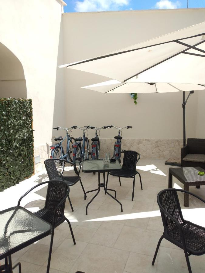 Camera Doppia Letti Singoli Senza Finestra Dimora Guerrieri Apartment Brindisi Luaran gambar
